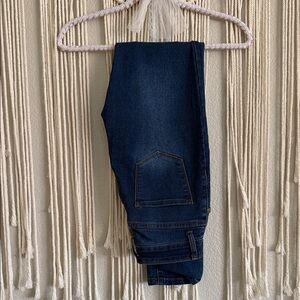 Fashion Nova highrise booty lifting  jeans